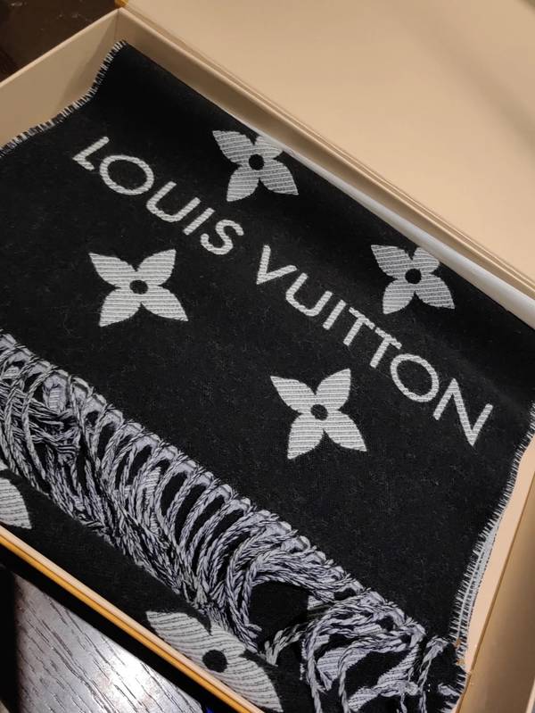 Louis Vuitton Scarf LVC00496 Louis Vuitton Scarf LVC00496